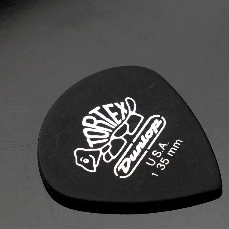 Dunlop Pick. 482R JAZZ 3 TORTEX material non-slip electric guitar pick. Thickness: 0.50/0.60/0.73/0.88/1.00/1.14 mm.